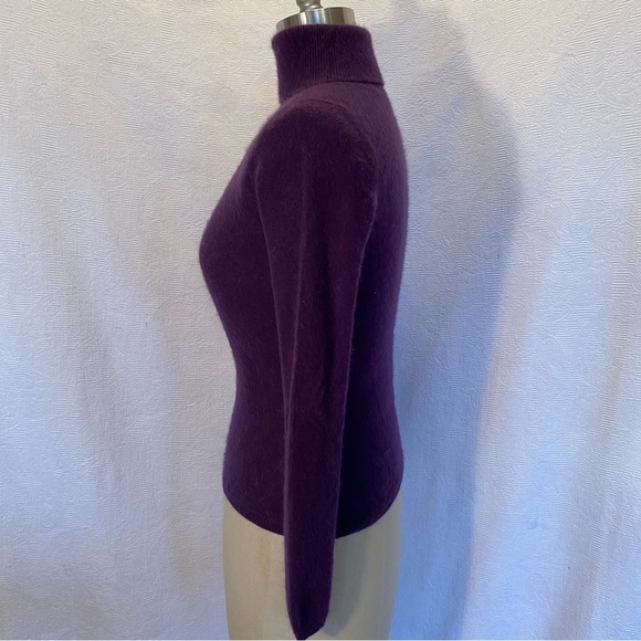 Pure cashmere XS/S purple turtleneck sweater. - Picture 3 of 4